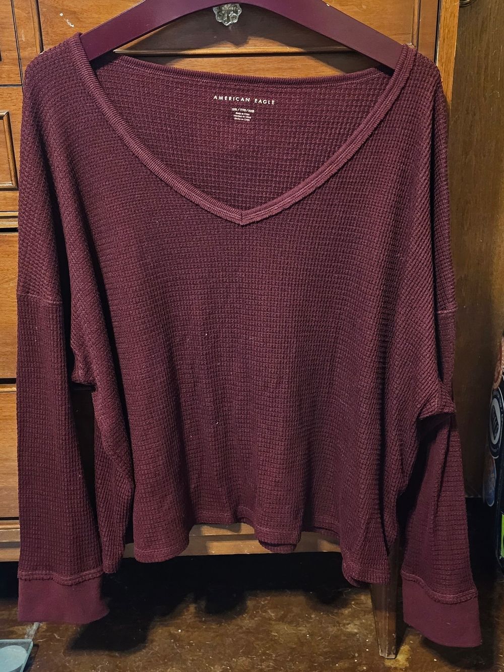 American Eagle Outfitters Maroon Waffle V-Neck Sweatshirt